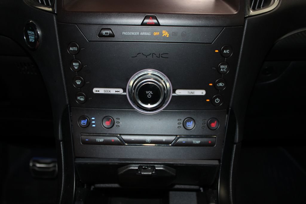Used 2020 Ford Edge ST w/ Equipment Group 401A AWD/4WD image 30
