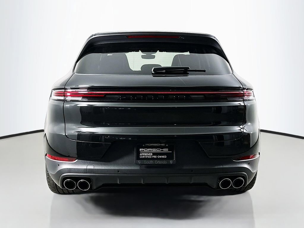 New 2025 Porsche Cayenne image 10