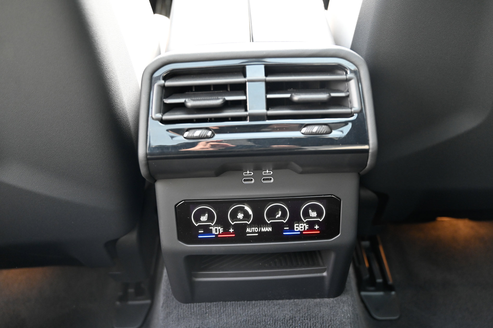 Used 2026 BMW M5 Touring image 42