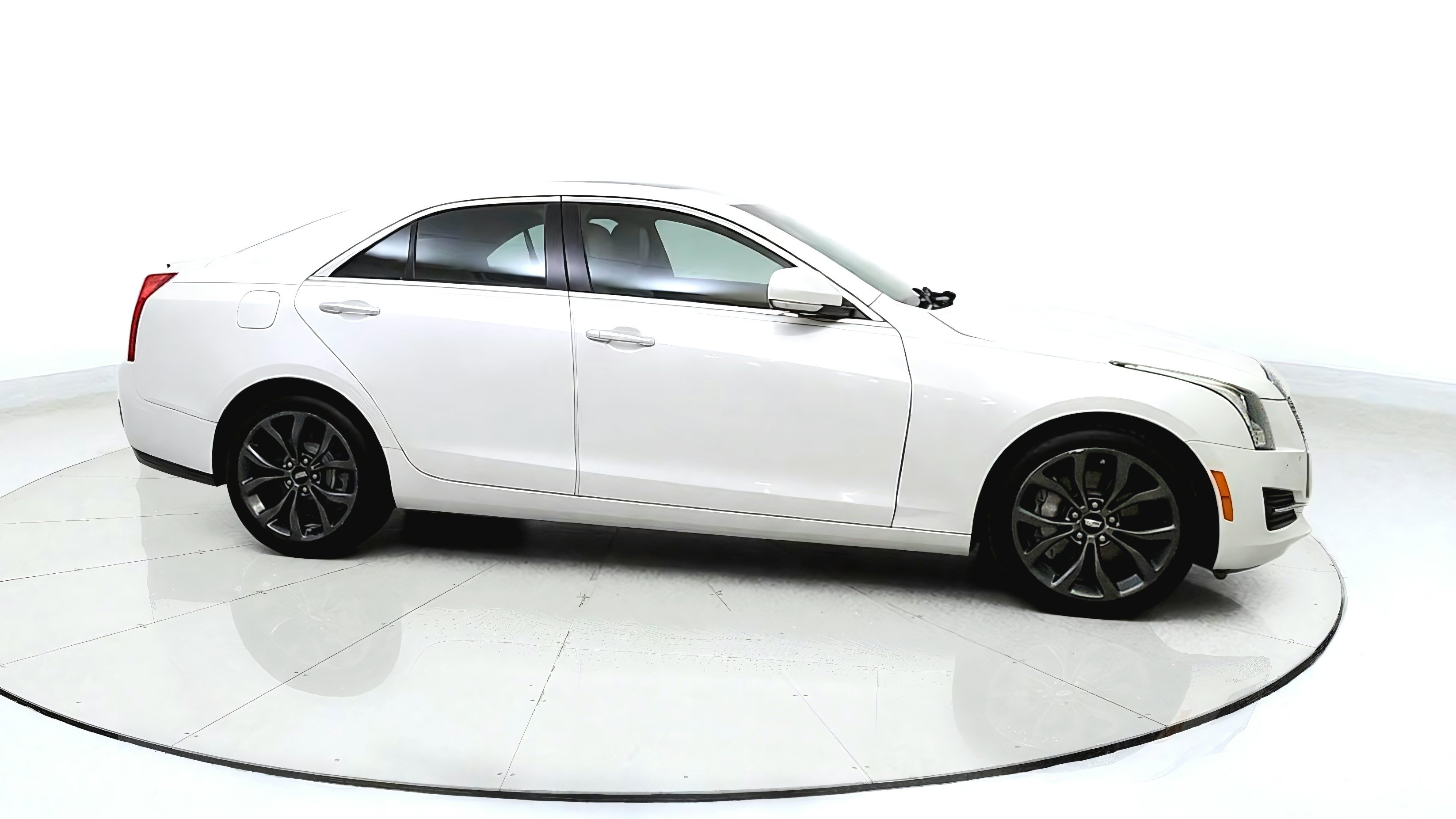 Used 2018 Cadillac ATS Luxury w/ Safety and Security Package AWD/4WD image 8