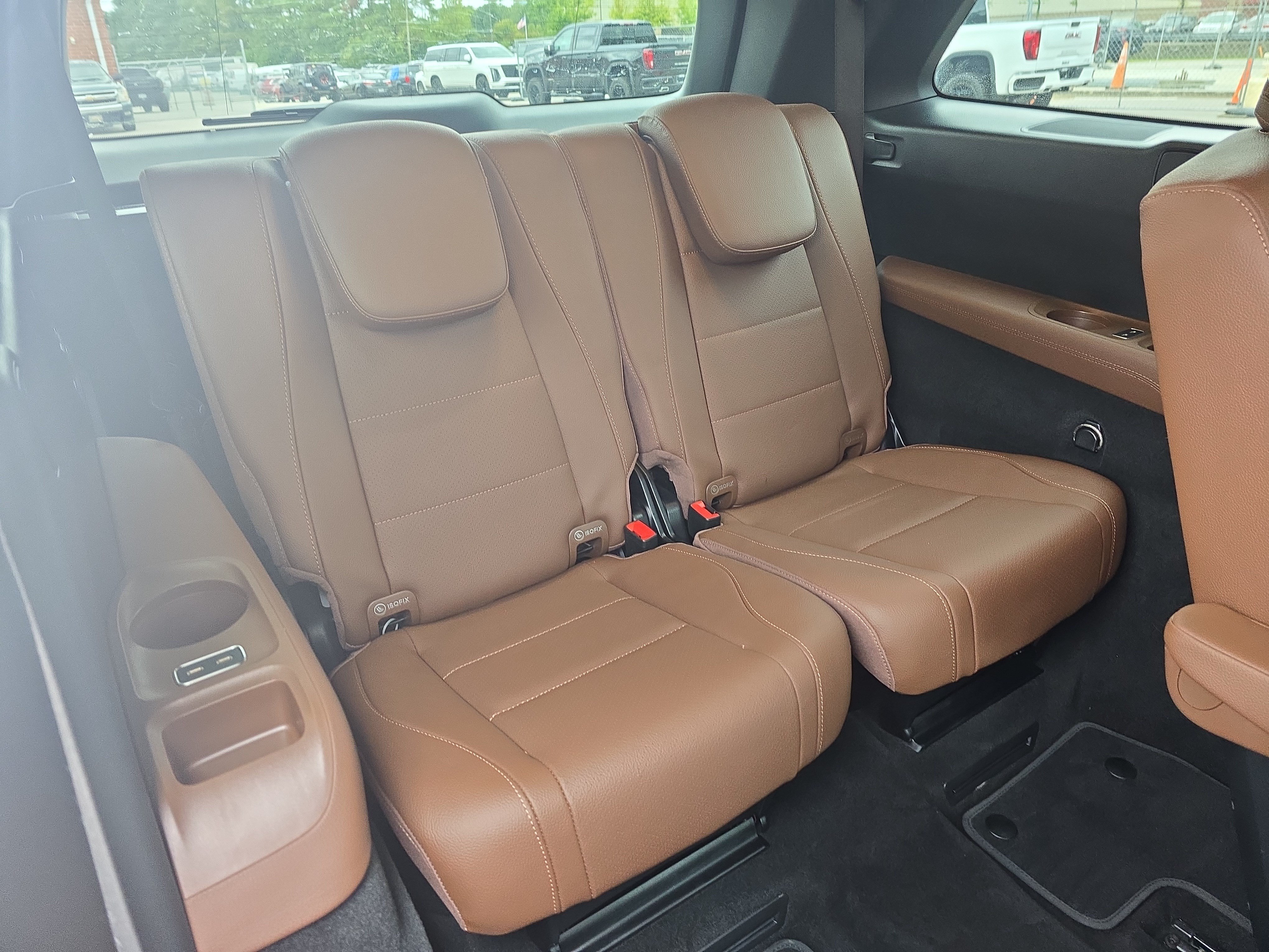 Used 2024 Mercedes-Benz GLS 450 4MATIC image 12