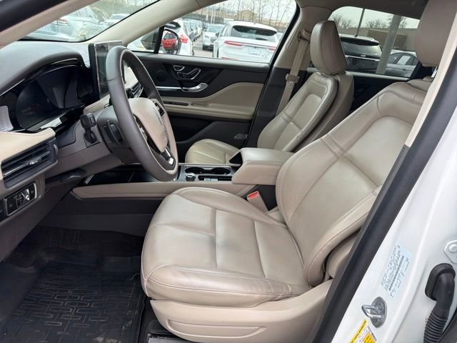 Certified 2023 Lincoln Corsair FWD image 14