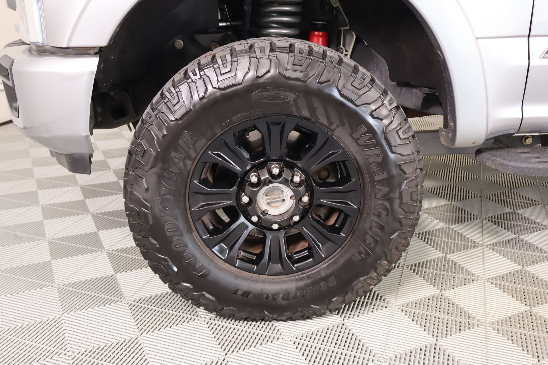 Used 2021 Ford F250 Platinum w/ Tremor Off-Road Package AWD/4WD image 19