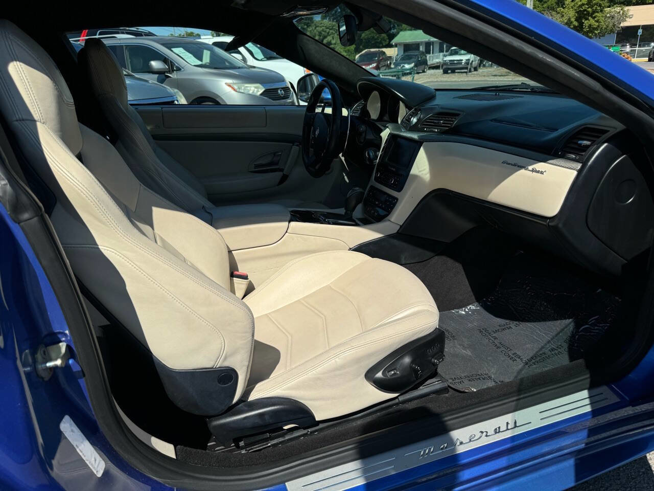 Used 2013 Maserati GranTurismo Sport image 23