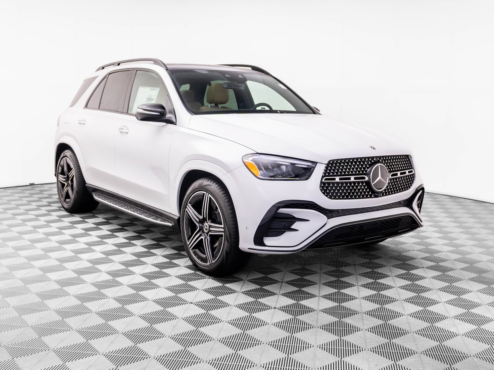 New 2026 Mercedes-Benz GLE 580 4MATIC image 7