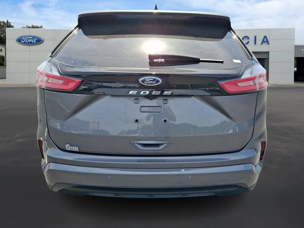 Certified 2022 Ford Edge ST-Line AWD/4WD image 5