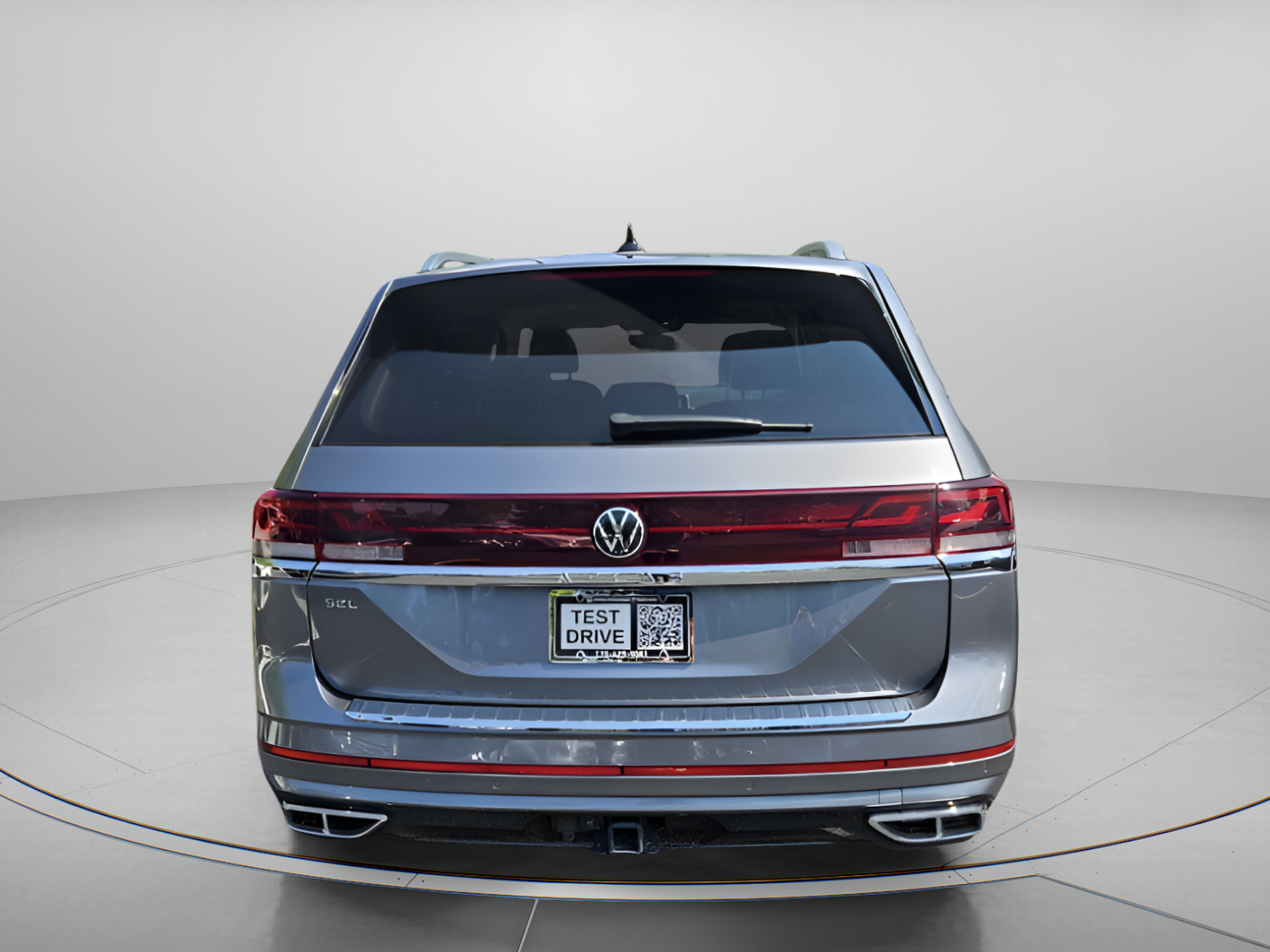 Used 2024 Volkswagen Atlas SEL Premium R-Line AWD/4WD image 4