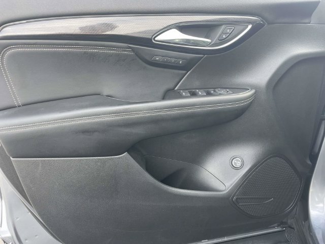 Used 2022 Buick Envision Essence w/ Safety Package FWD image 15