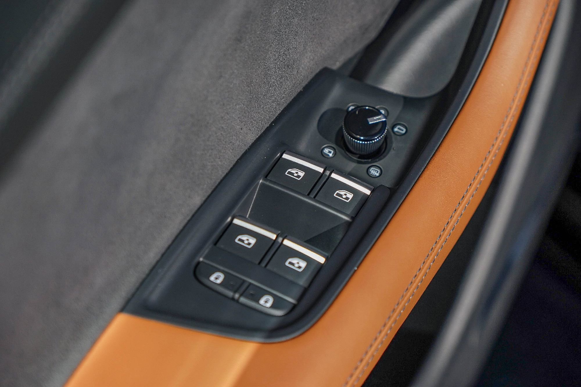 Certified 2023 Audi RS Q8 w/ Black Optic Package image 22