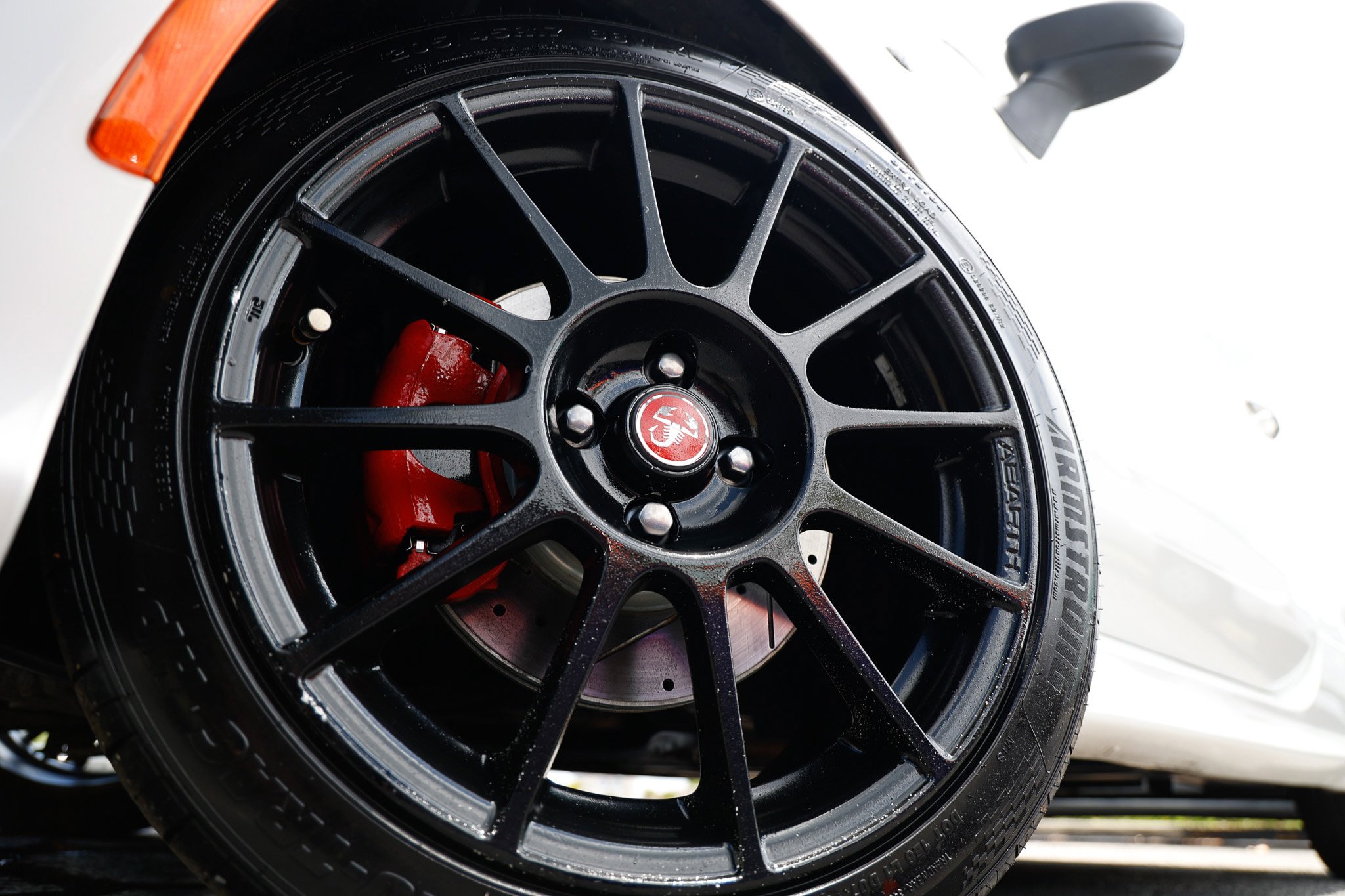 Used 2015 FIAT 500 Abarth FWD image 26