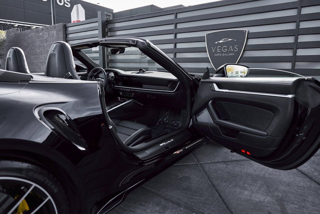 Used 2022 Porsche 911 Turbo S image 24