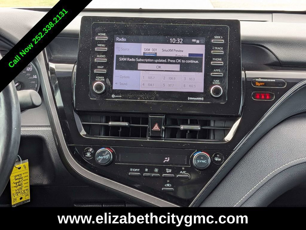 Used 2024 Toyota Camry SE image 18