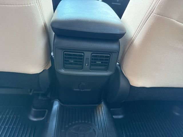 Used 2023 Toyota RAV4 LE image 29