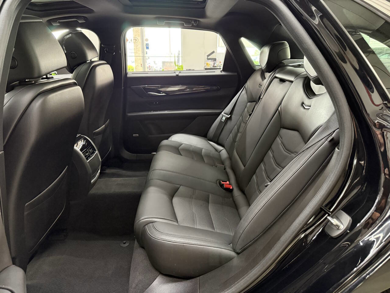 Used 2018 Cadillac CT6 Luxury image 14