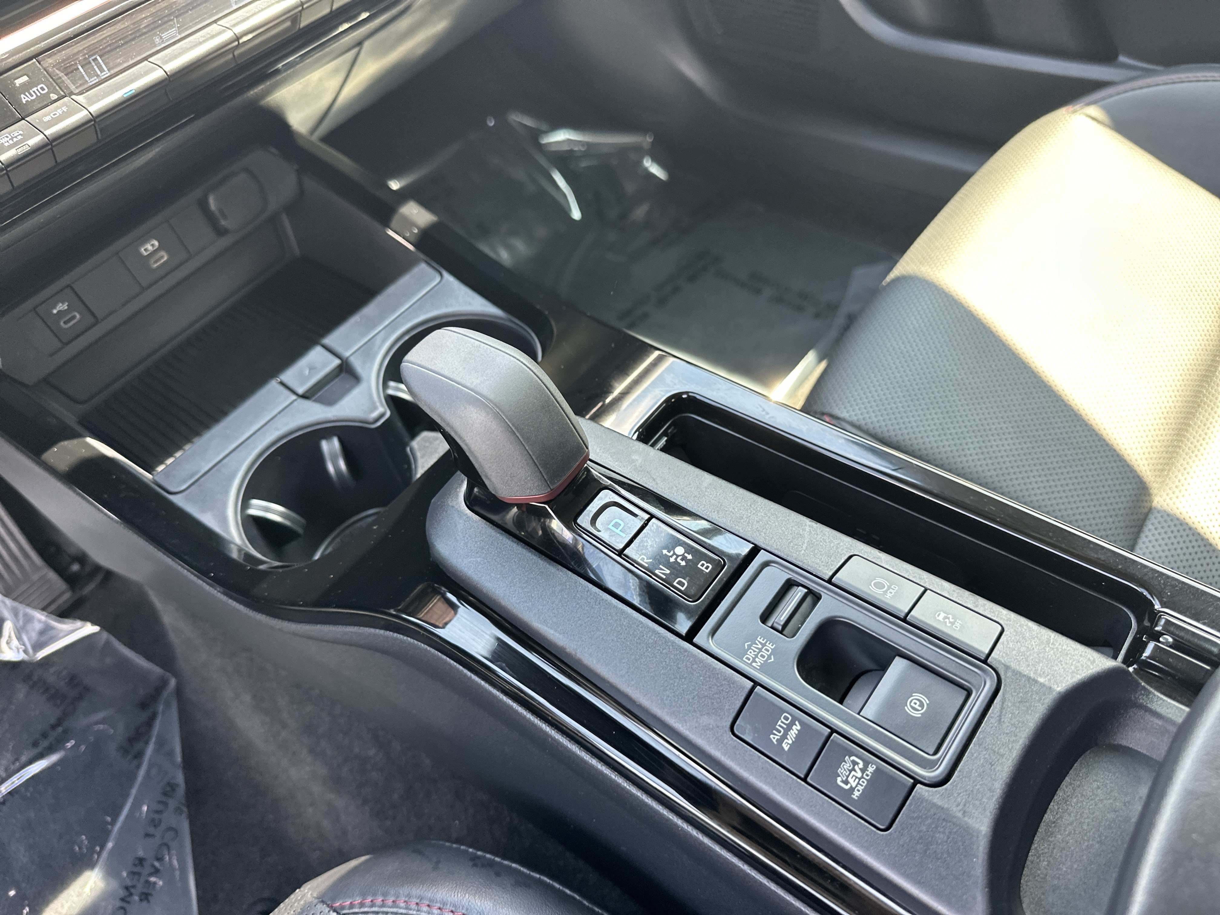 Certified 2023 Toyota Prius Prime FWD image 26