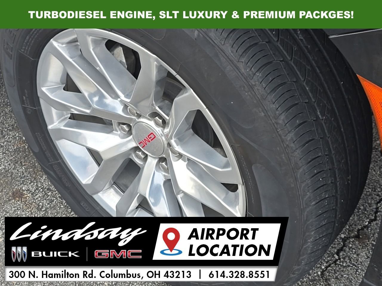 Used 2023 GMC Yukon XL SLT w/ SLT Premium Package image 13