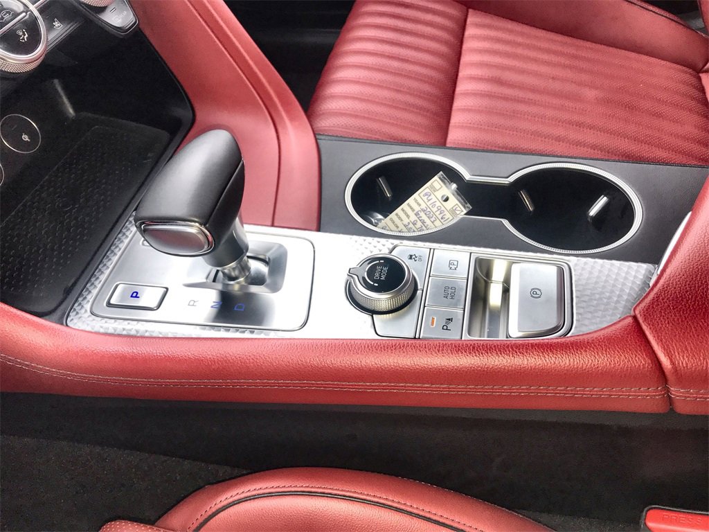 Used 2023 Genesis G70 2.0T w/ Sport Prestige Package image 21