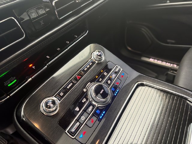 Certified 2023 Lincoln Nautilus Reserve AWD/4WD image 27