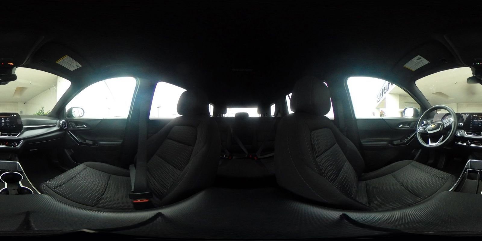 Used 2025 Chevrolet Equinox LT image 43