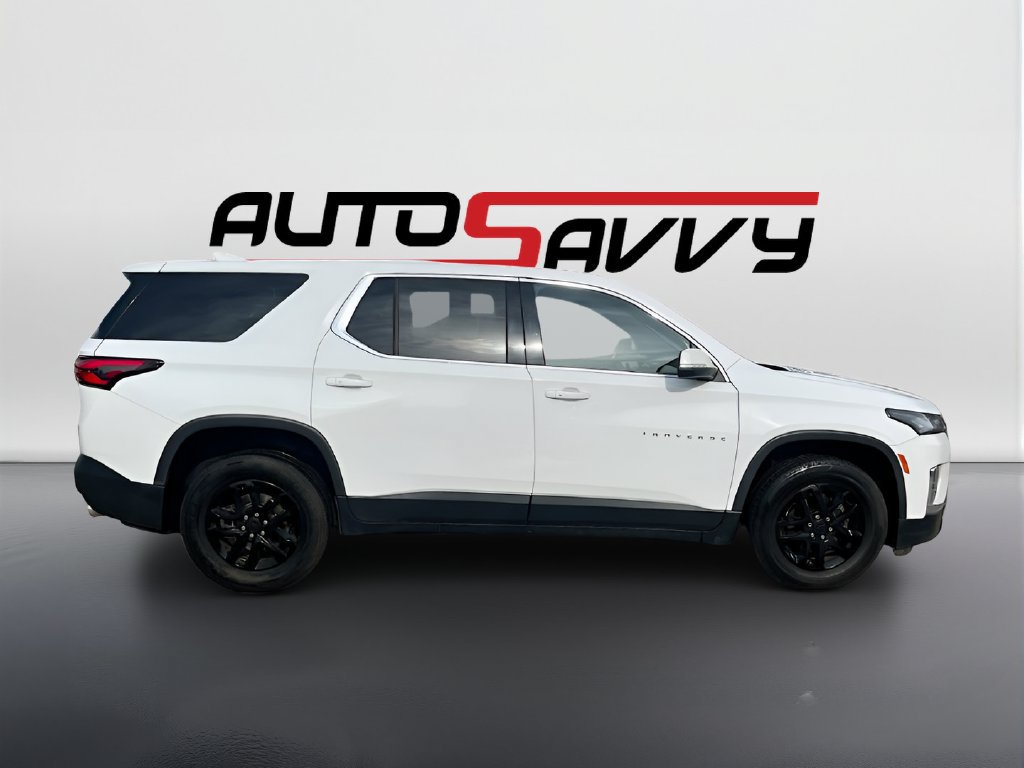 Used 2023 Chevrolet Traverse LS w/ Safety Package FWD image 8