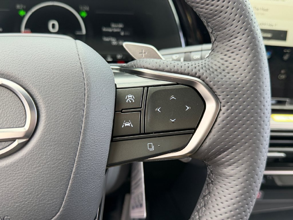 New 2026 Lexus TX 500h AWD image 16