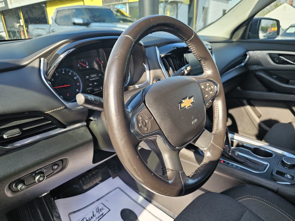 Used 2019 Chevrolet Traverse LT FWD image 13