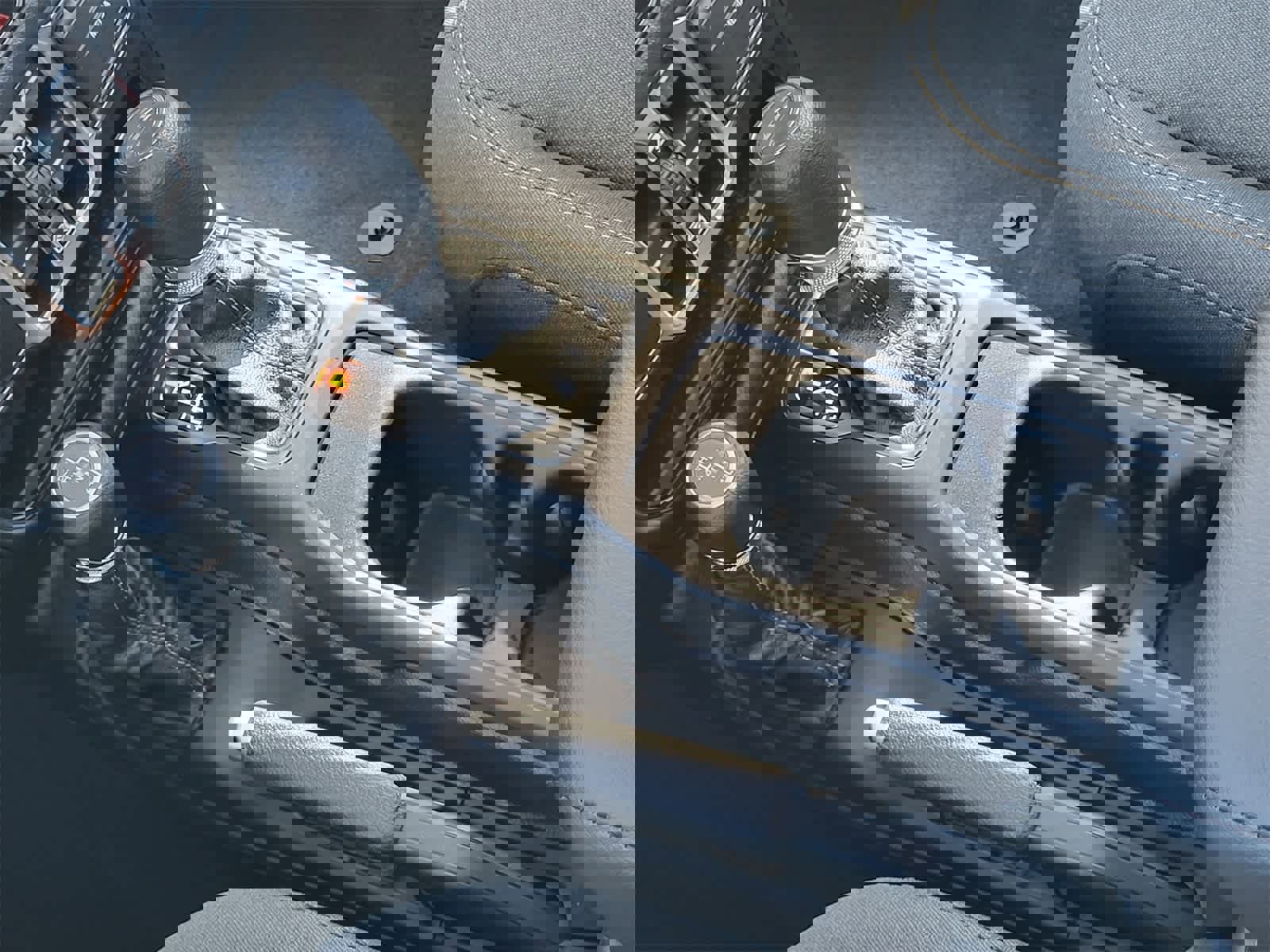 New 2025 Jeep Gladiator Sport image 13