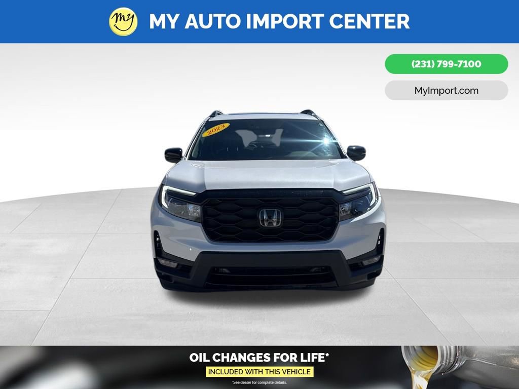 Used 2023 Honda Passport Elite image 2