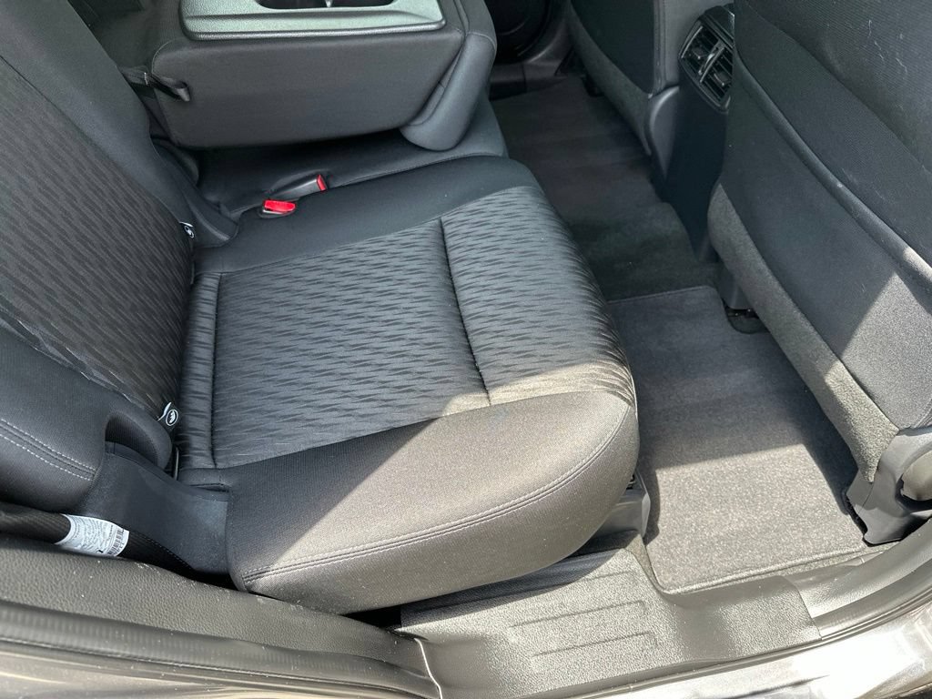 Used 2019 Nissan Rogue SV AWD/4WD image 20