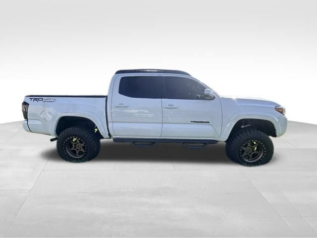 Used 2023 Toyota Tacoma TRD Sport AWD/4WD image 9