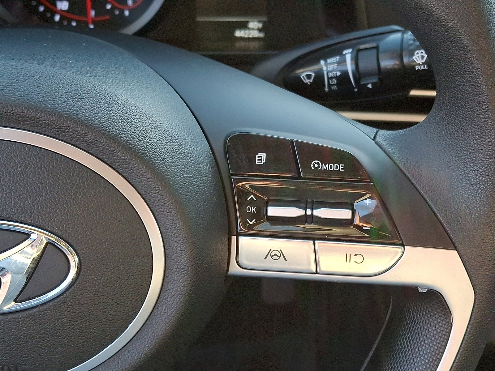 Certified 2023 Hyundai Elantra SEL w/ Cargo Package image 22