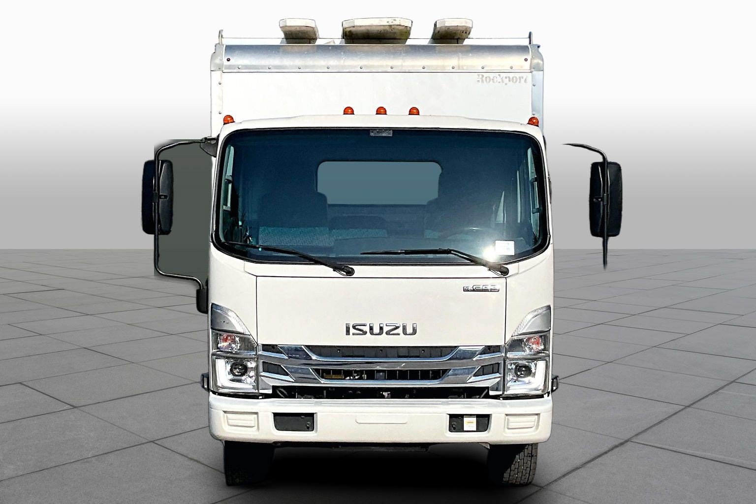Used 2024 Isuzu NPR RWD image 3