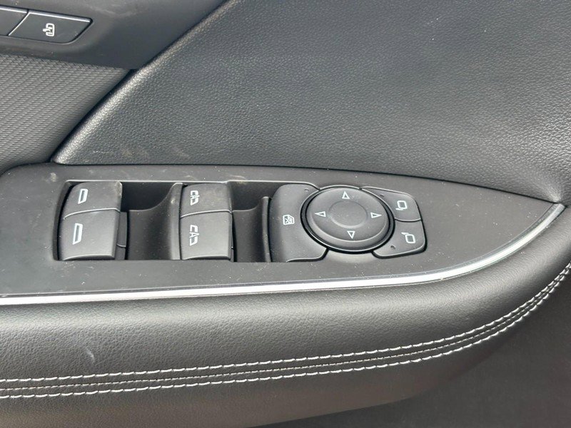 Certified 2025 Buick Envision Preferred image 16