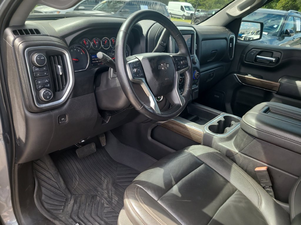 Used 2021 Chevrolet Silverado 1500 LT Trail Boss w/ Convenience Package II AWD/4WD image 16