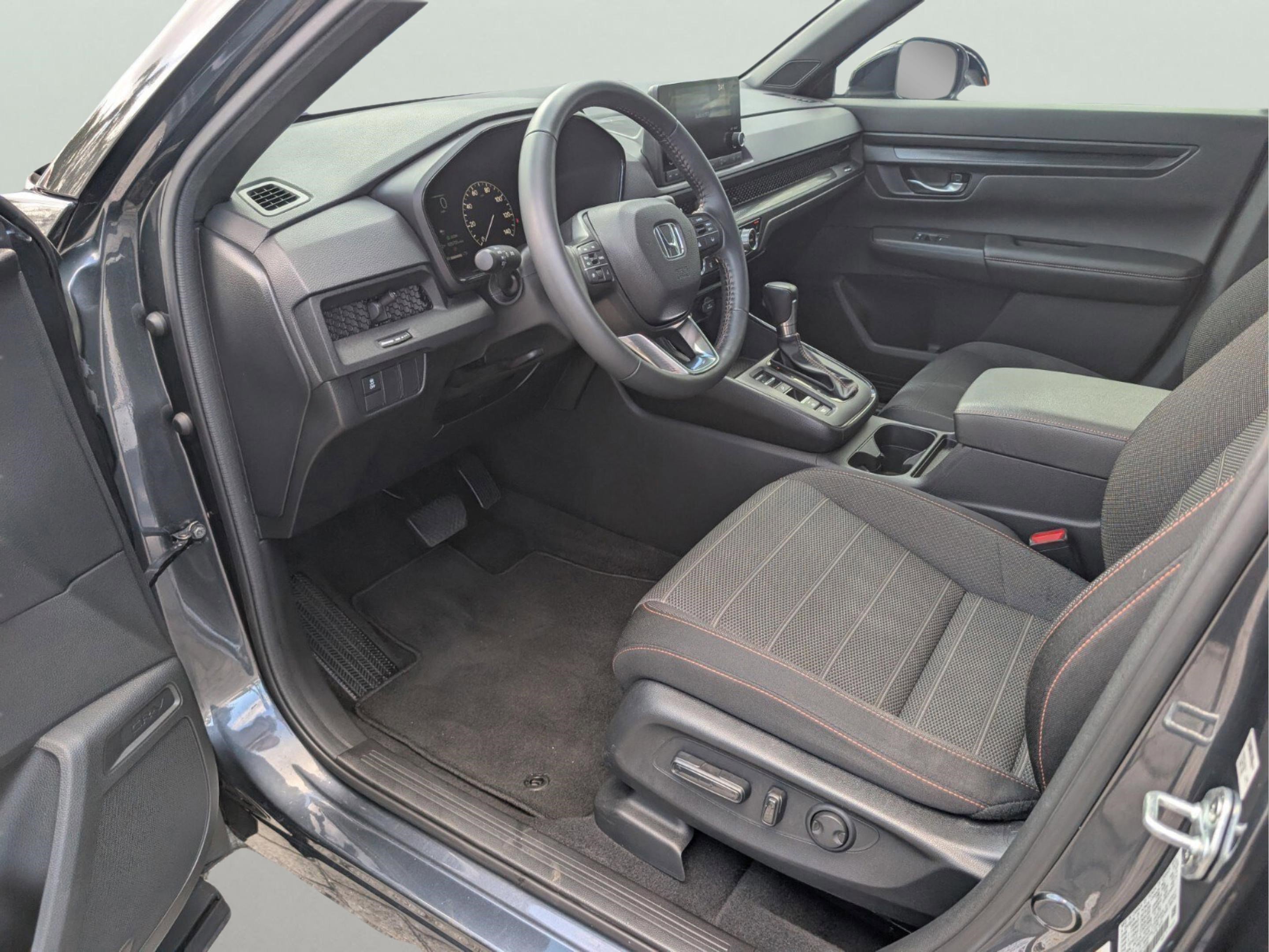 Used 2023 Honda CR-V Sport image 11