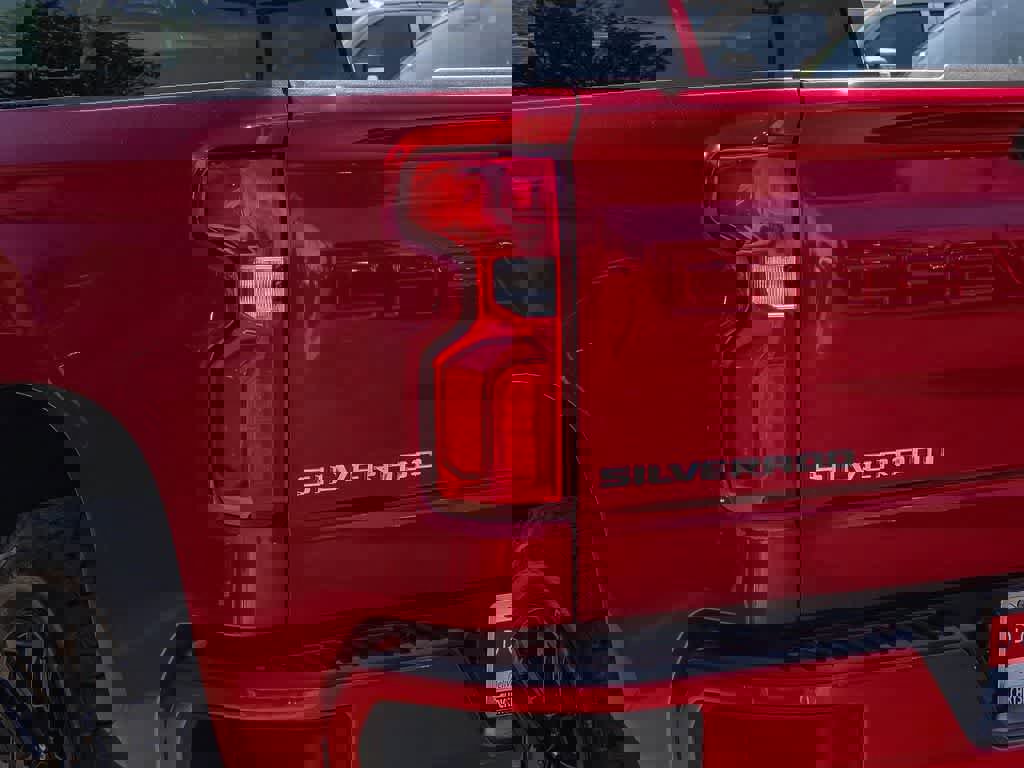 Used 2023 Chevrolet Silverado 1500 RST image 7