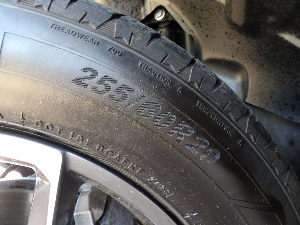 Used 2024 Jeep Wrangler Unlimited AWD/4WD image 26