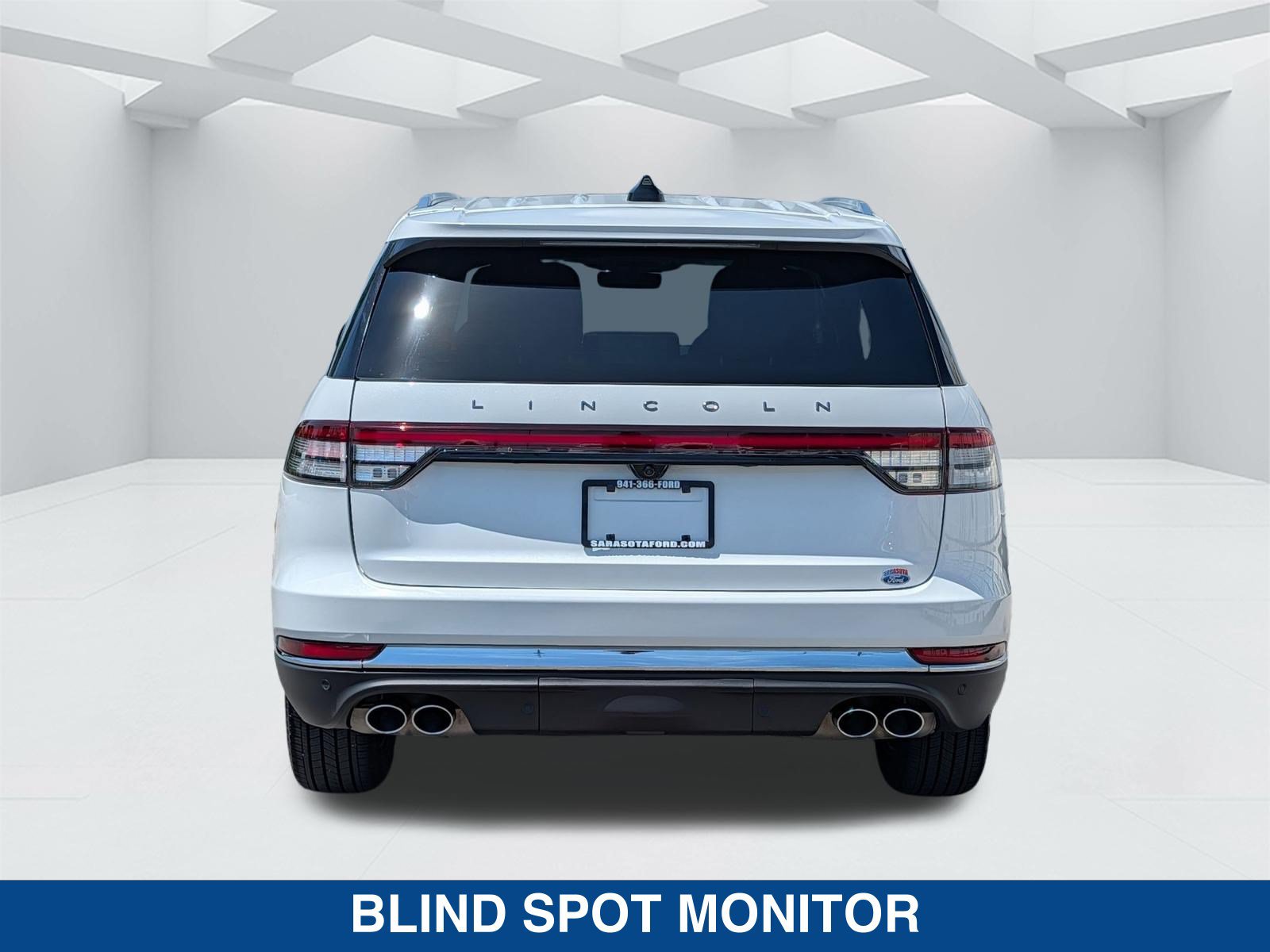 Used 2025 Lincoln Aviator AWD w/ Equipment Group 101A image 6