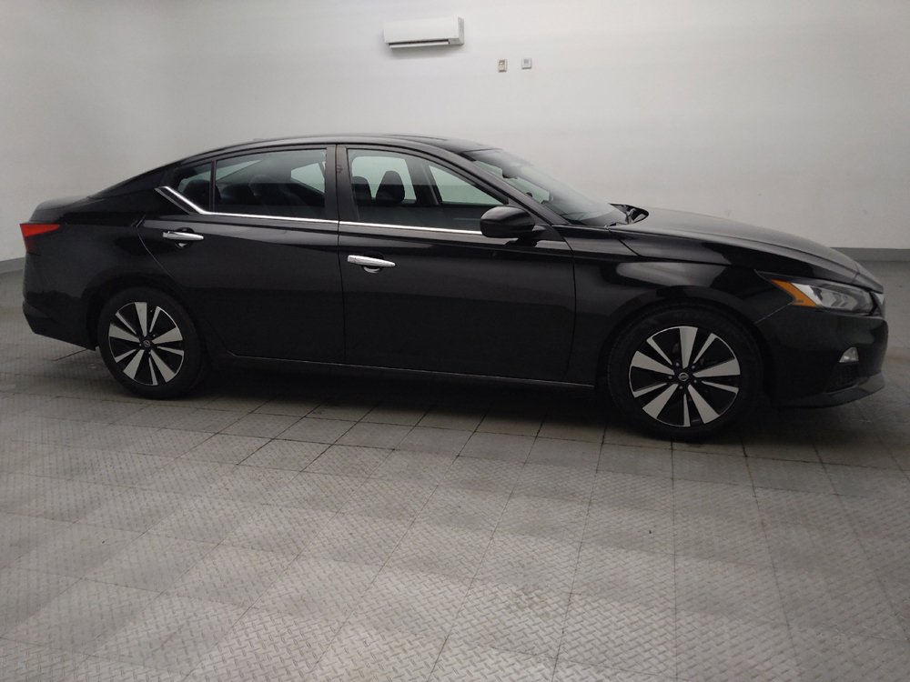 Used 2022 Nissan Altima 2.5 SV FWD image 11