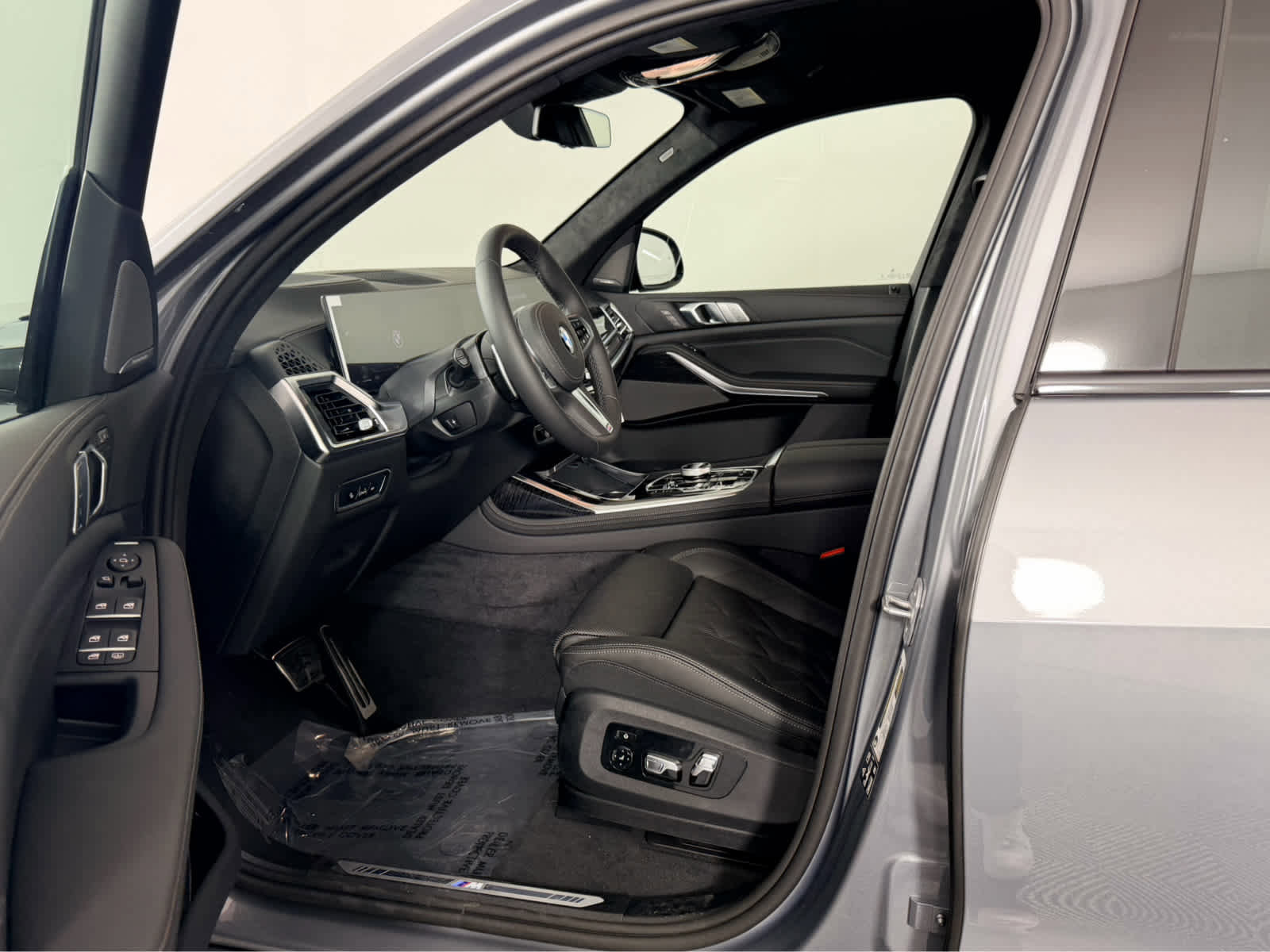 New 2026 BMW X7 xDrive40i w/ M Sport Package image 9