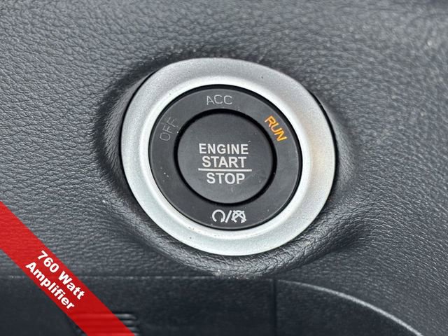 New 2026 Chrysler Pacifica Limited w/ Uconnect Theater Family Group image 29