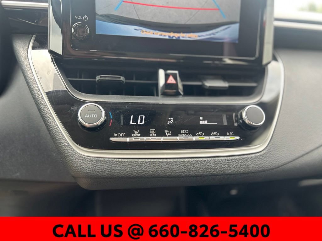 Used 2025 Toyota Corolla LE FWD image 15