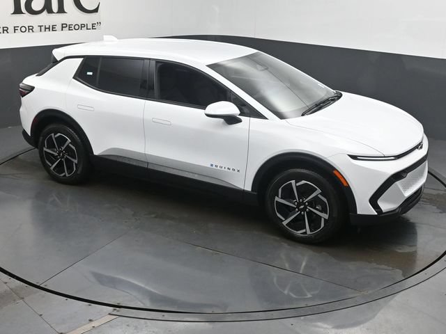 New 2026 Chevrolet Equinox EV LT FWD image 16