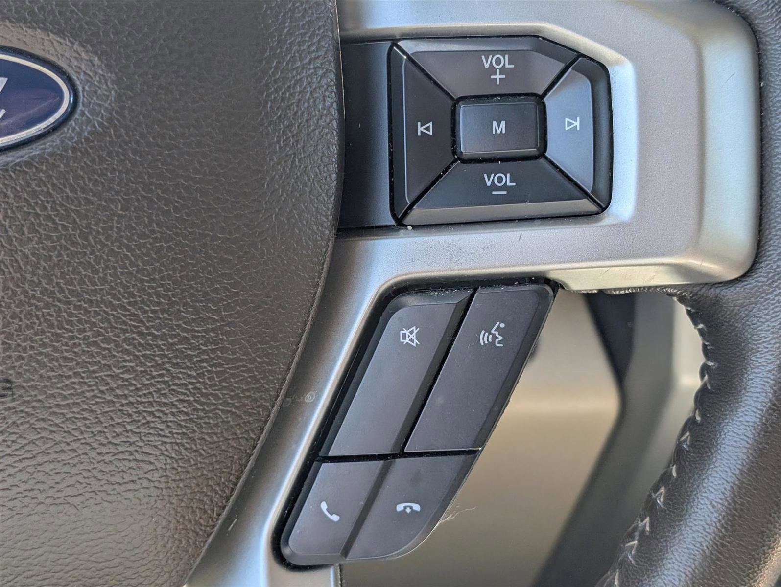 Used 2020 Ford F150 Lariat w/ Equipment Group 502A Luxury image 26