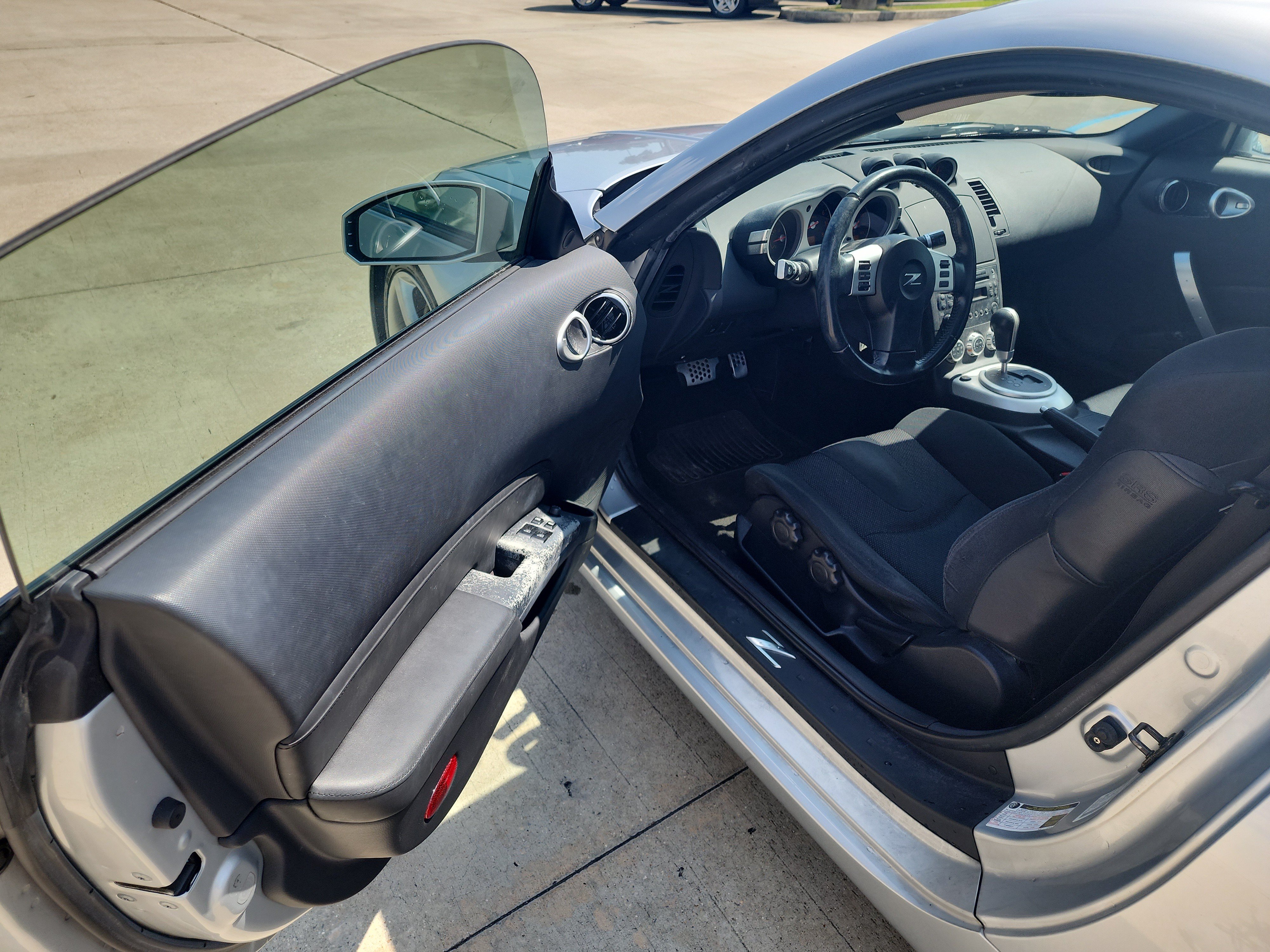 Used 2006 Nissan 350Z Enthusiast RWD image 13