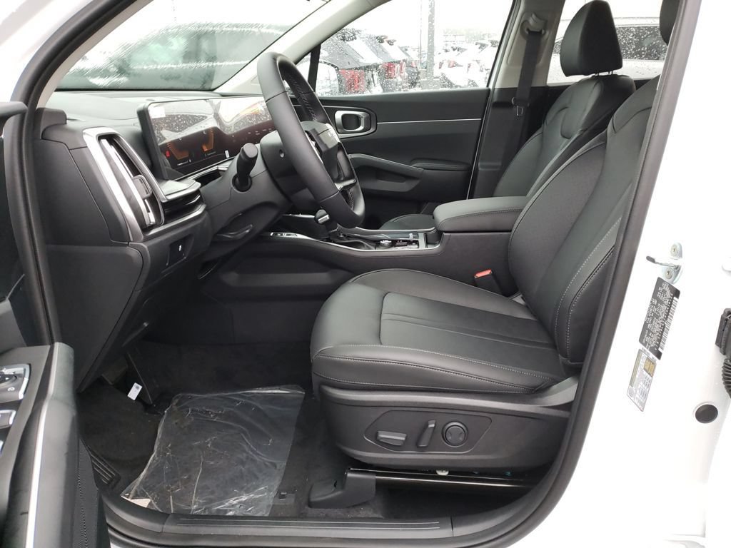 New 2026 Kia Sorento S FWD image 14