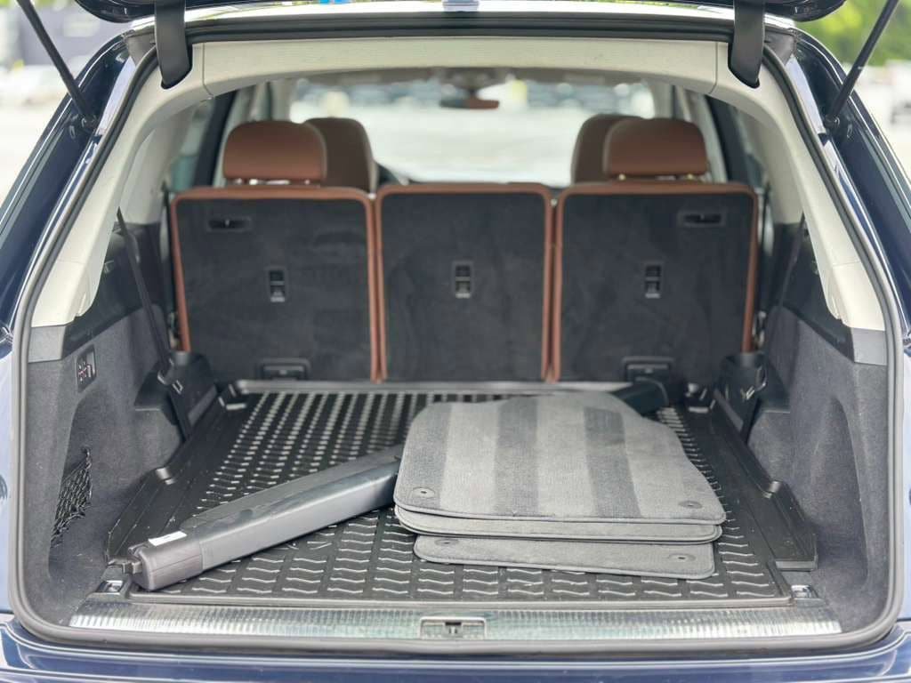 Used 2023 Audi Q7 2.0T Premium w/ Convenience Package AWD/4WD image 6