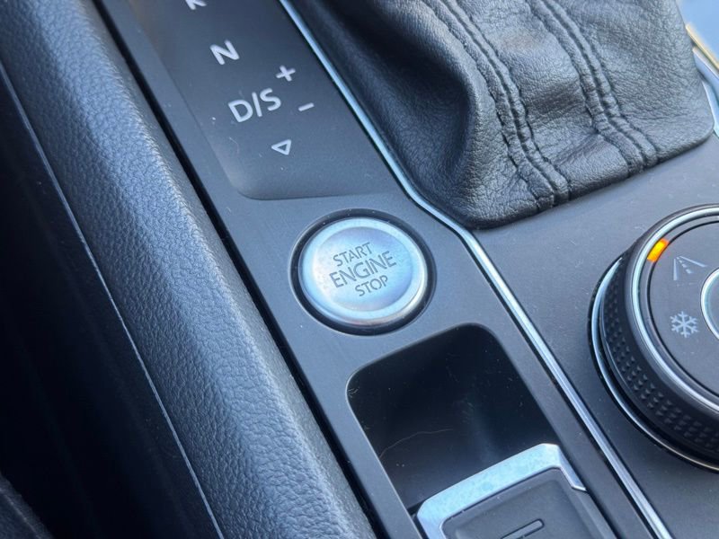 Used 2018 Volkswagen Atlas SEL image 22