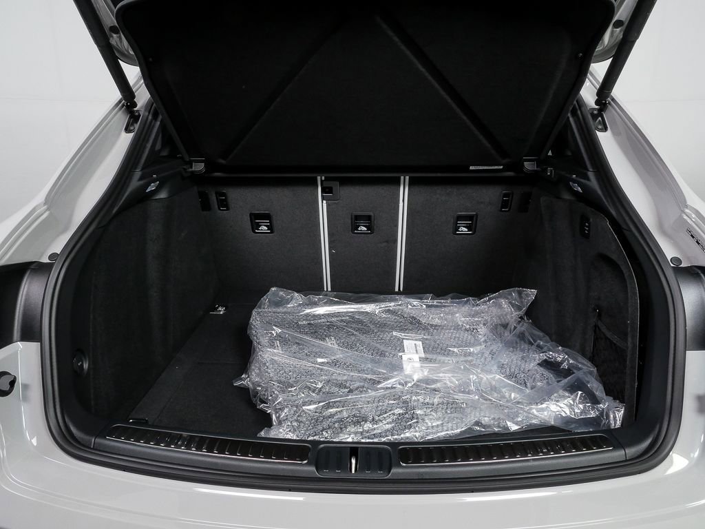 New 2026 Porsche Macan S AWD/4WD image 32