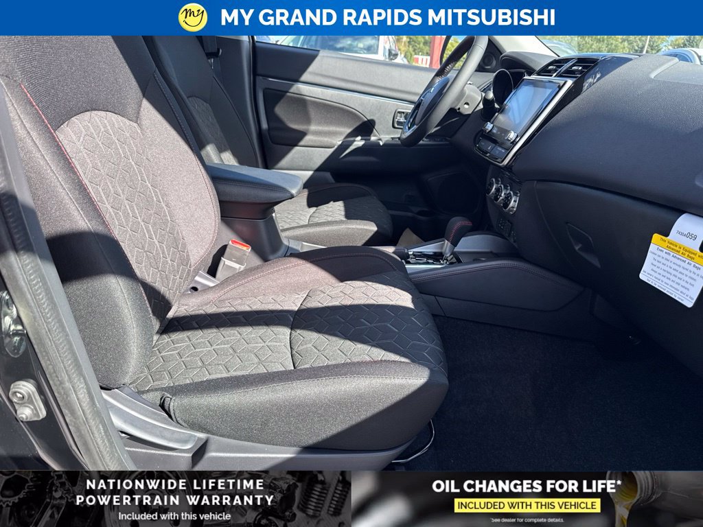 New 2027 Mitsubishi Outlander Sport LE AWD/4WD image 22